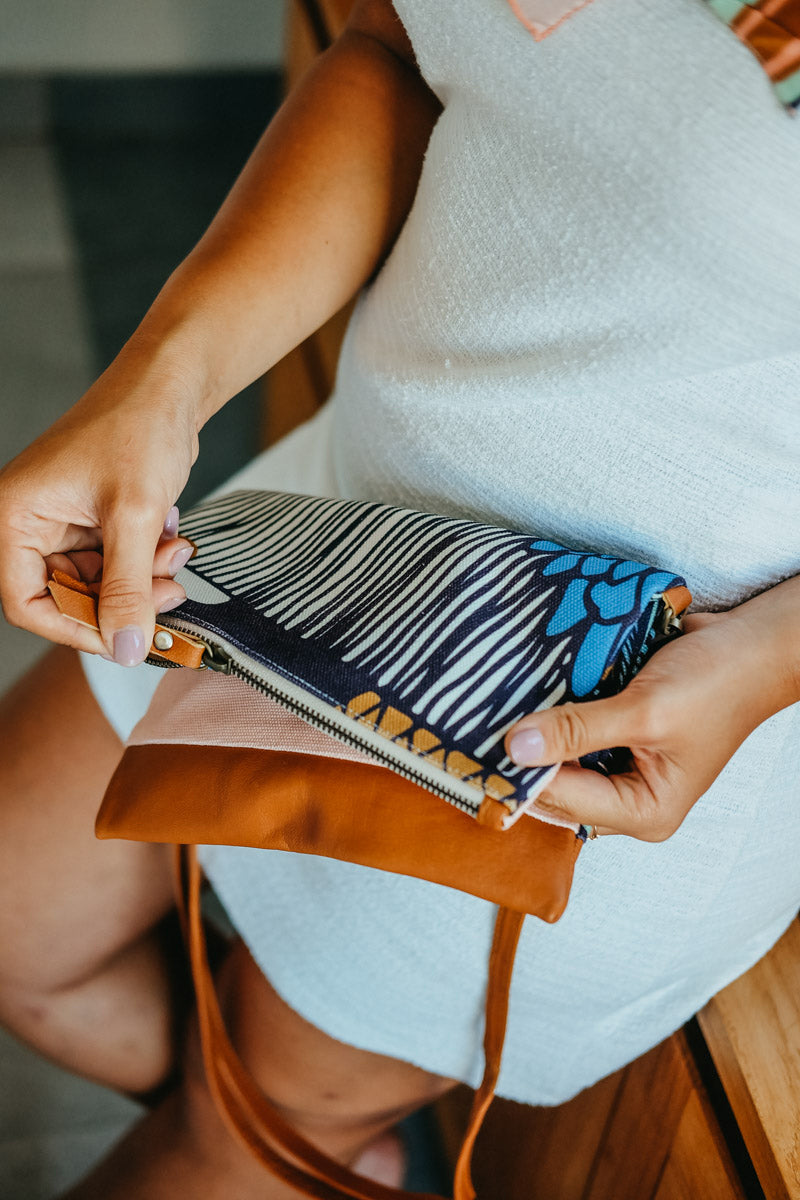 Blue Eye Clutch
