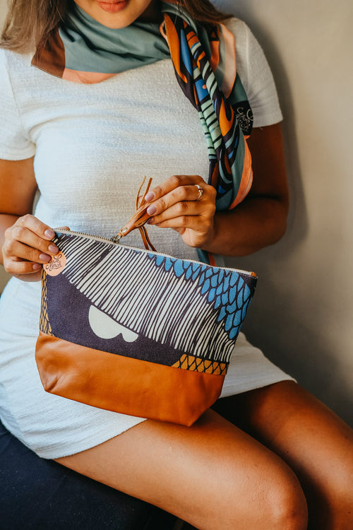 Blue Eye Essential Pouch